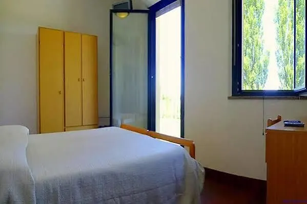 Daniela 2* فيرّارا