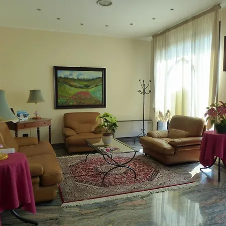 Hotel Daniela Ferrare